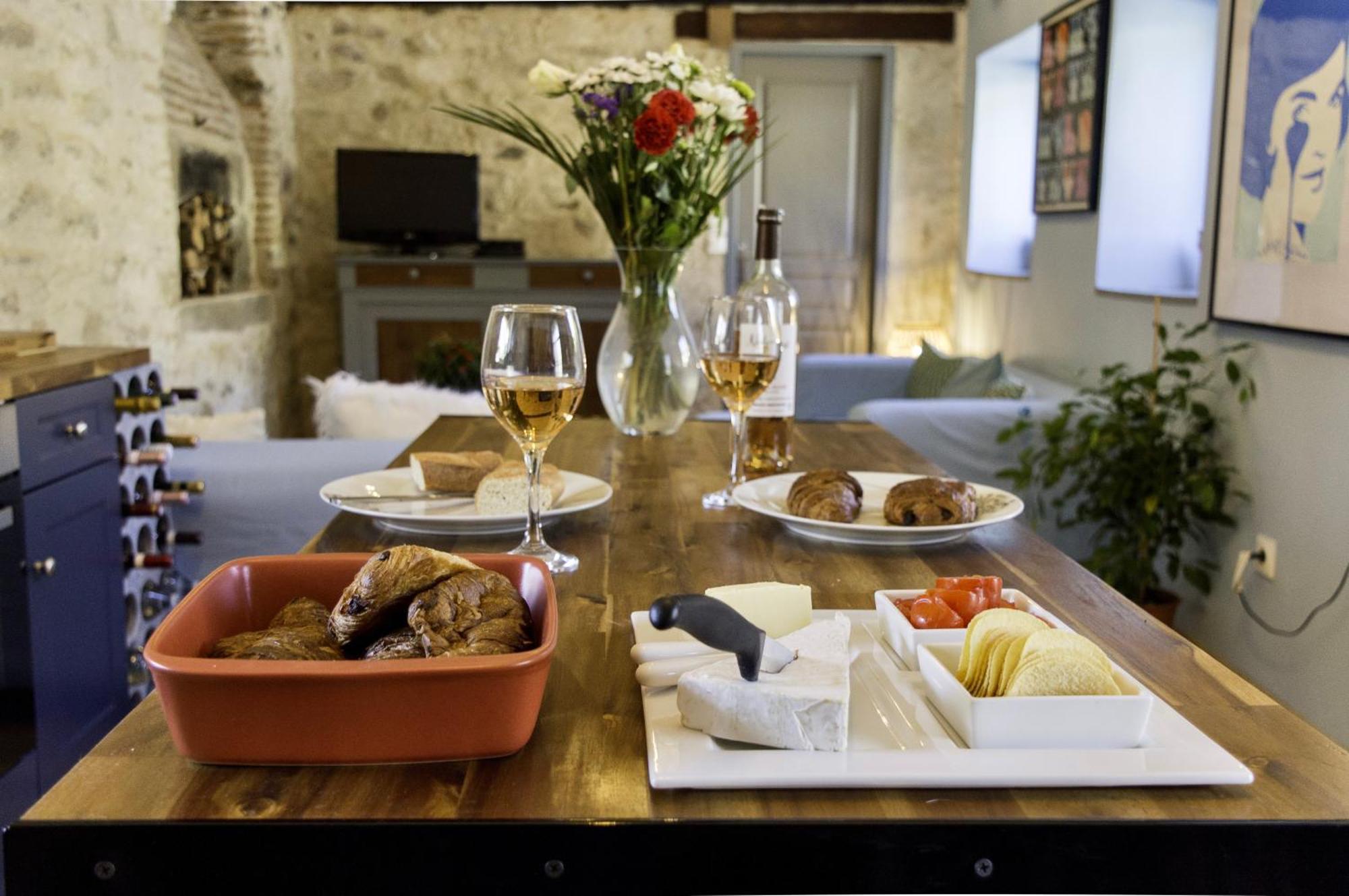 Petite Maison De Mouton Azat-le-Riz Екстер'єр фото